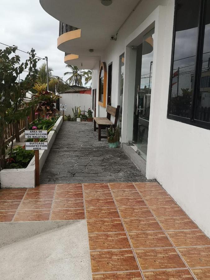 Hostal Sandrita Puerto Villamil Exteriér fotografie